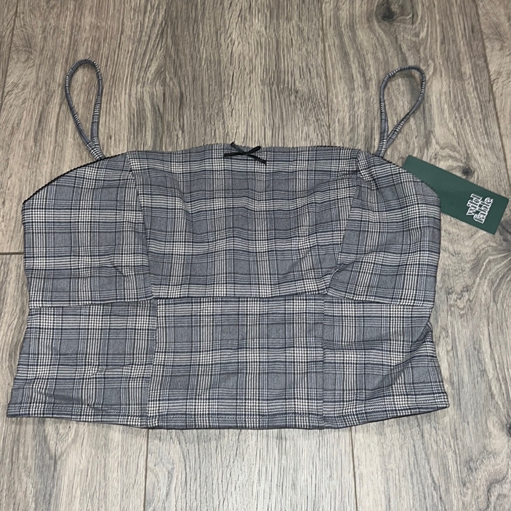 NEW WITH TAGS NEVER WORN Plaid top with bow